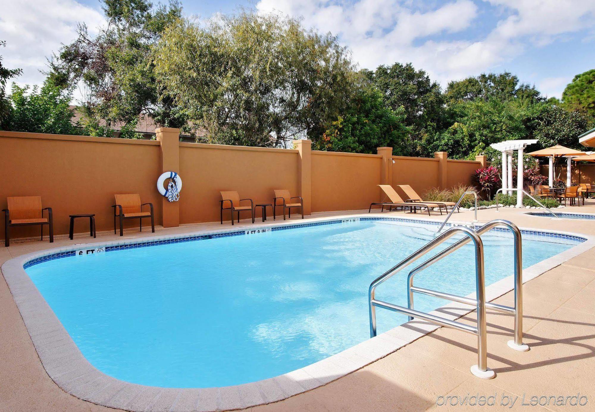 Courtyard Sarasota Bradenton Airport Otel Dış mekan fotoğraf