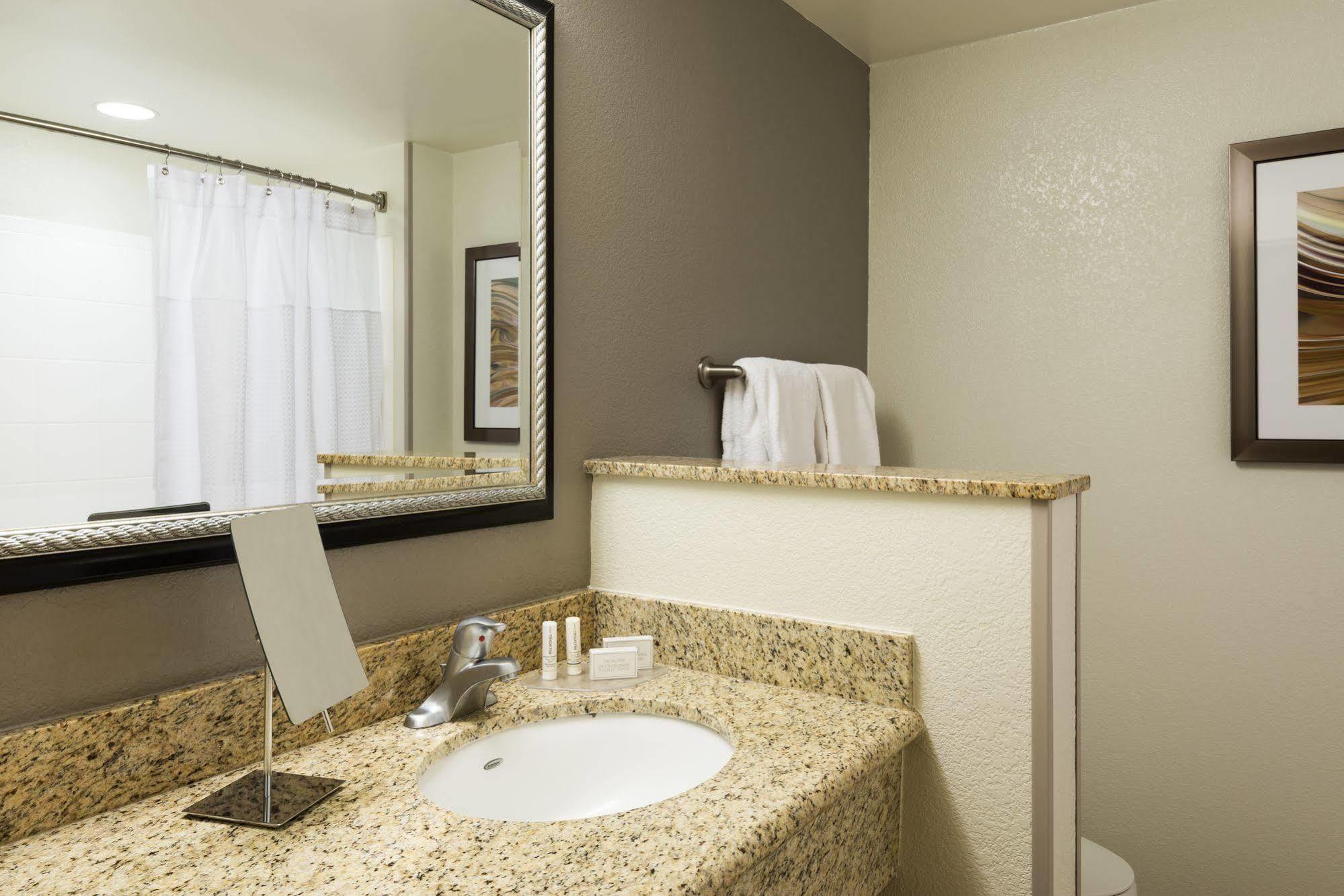 Courtyard Sarasota Bradenton Airport Otel Dış mekan fotoğraf
